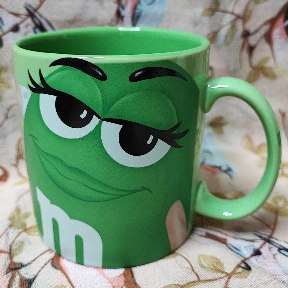 Green M&Ms Oversized Coffee Tea Mug Licensed MARS, NWOT Aphrodisiac Valentine's - Picture 2 of 7